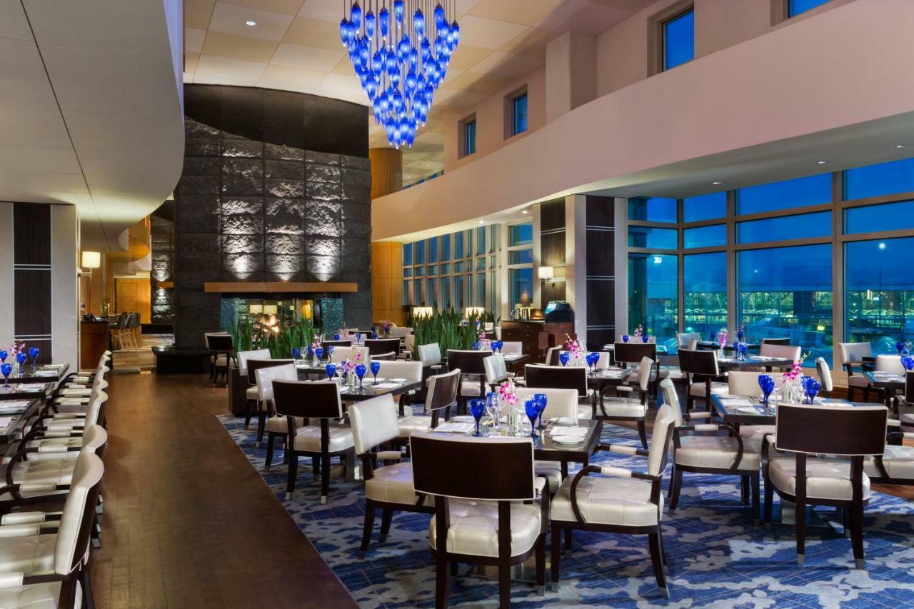 Fairmont Gold At Fairmont Vancouver Airport Richmond Exterior foto